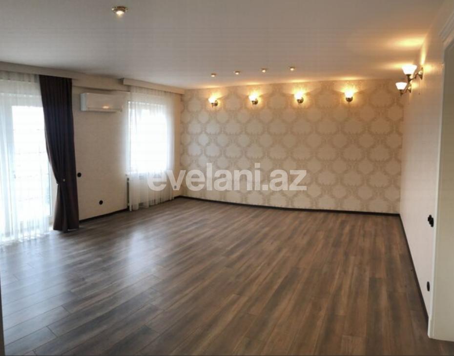 Sale, old building, 3 room, 110 m², Icheri Sheher m.