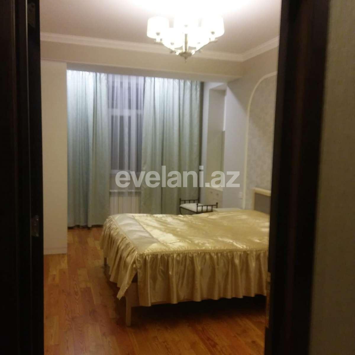 Satılır, yeni tikili, 3 otaqlı, 126 m², İnşaatçılar m.