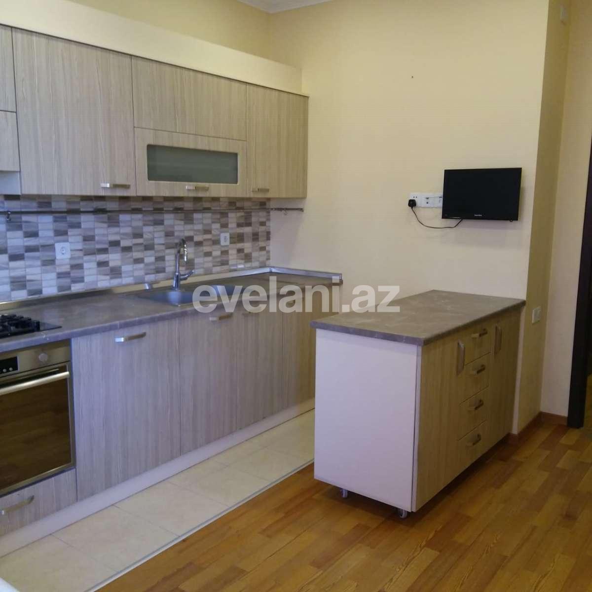Satılır, yeni tikili, 3 otaqlı, 126 m², İnşaatçılar m.