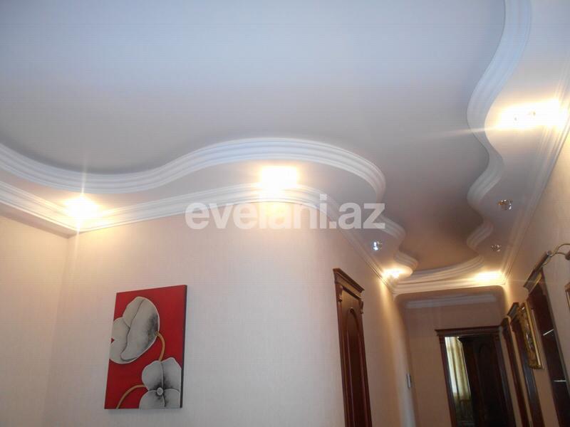 Satılır, yeni tikili, 3 otaqlı, 135 m², 28 may m.