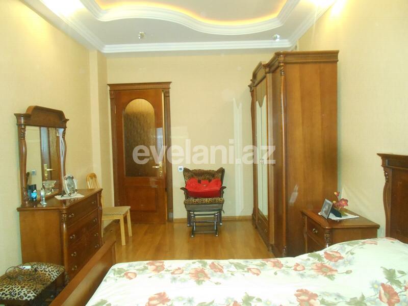 Satılır, yeni tikili, 3 otaqlı, 135 m², 28 may m.