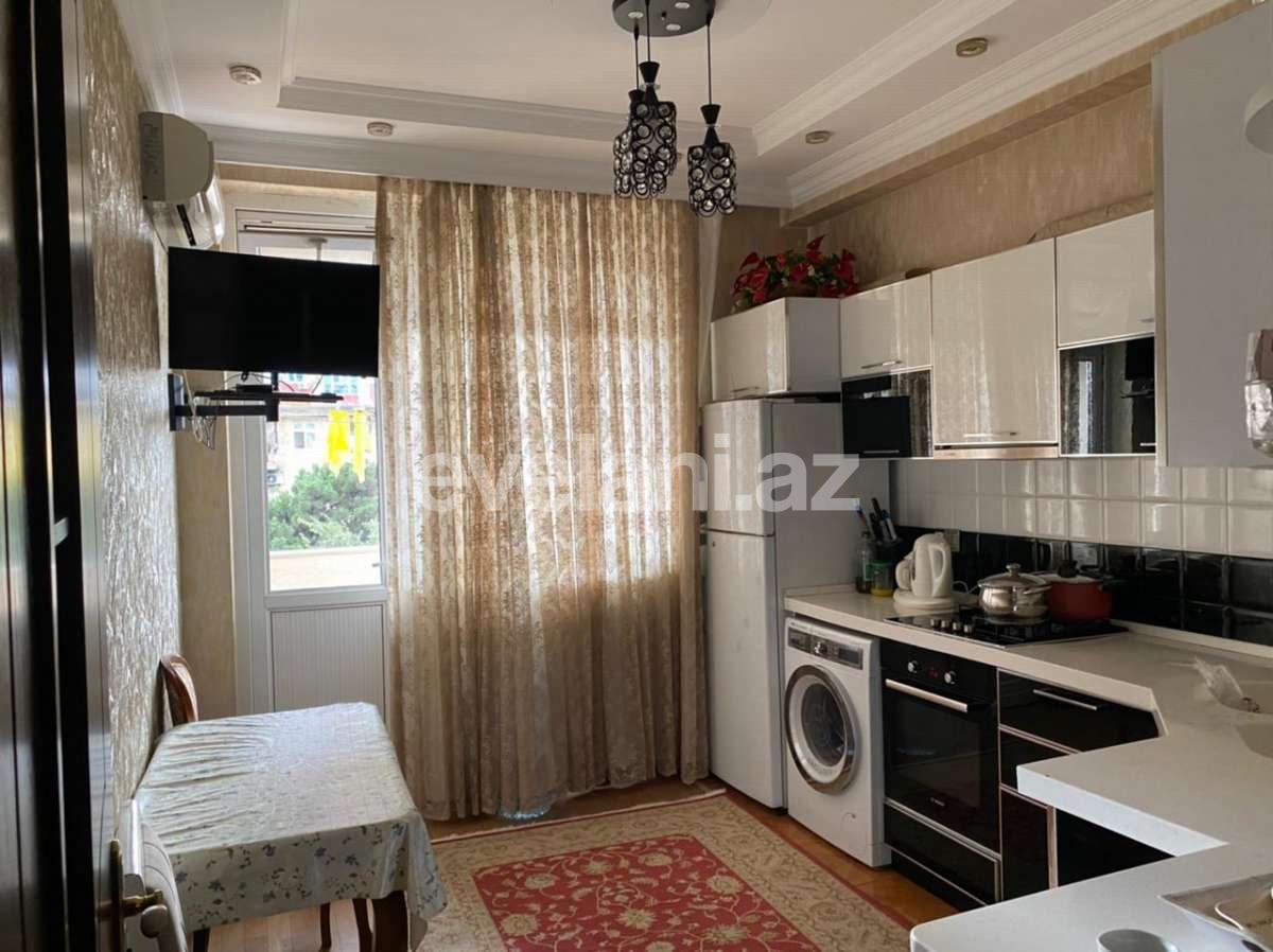 Satılır, yeni tikili, 3 otaqlı, 100 m², İnşaatçılar m.
