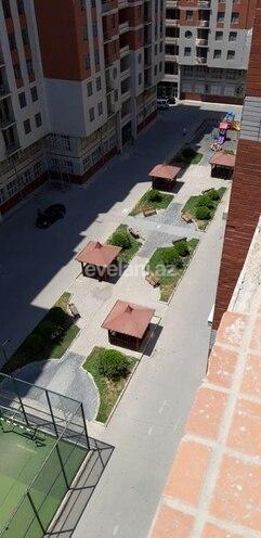 Satılır, yeni tikili, 2 otaqlı, 98 m², 8 Noyabr m.