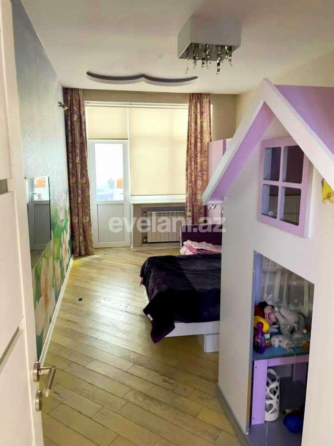 Sale, new building, 4 room, 195 m², Elmlar Akademiyası m.