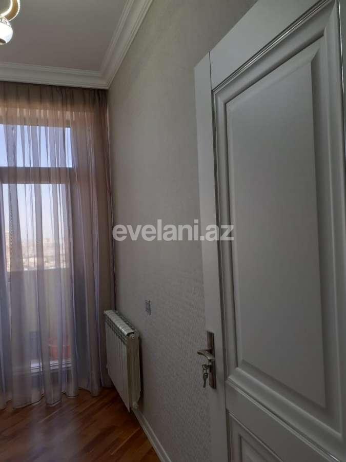 Satılır, köhnə tikili, 2 otaqlı, 70 m², 4-cü mikrorayon q.