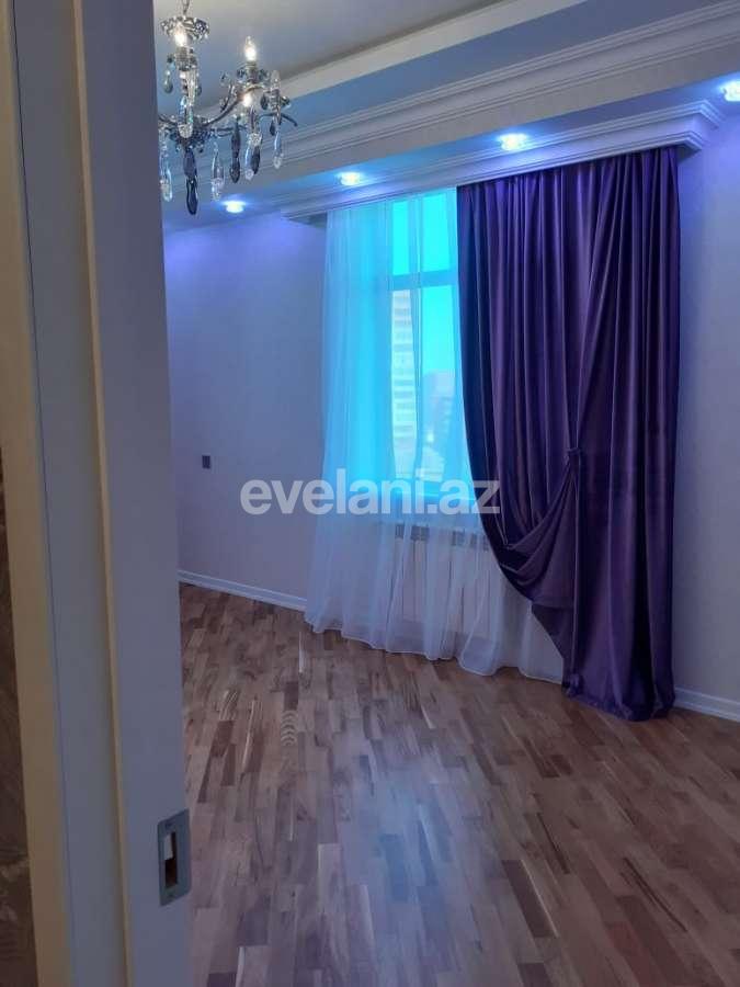 Satılır, köhnə tikili, 2 otaqlı, 70 m², 4-cü mikrorayon q.