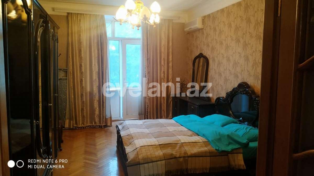 Rent, old building, 2 room, 60 m², Sabail r.