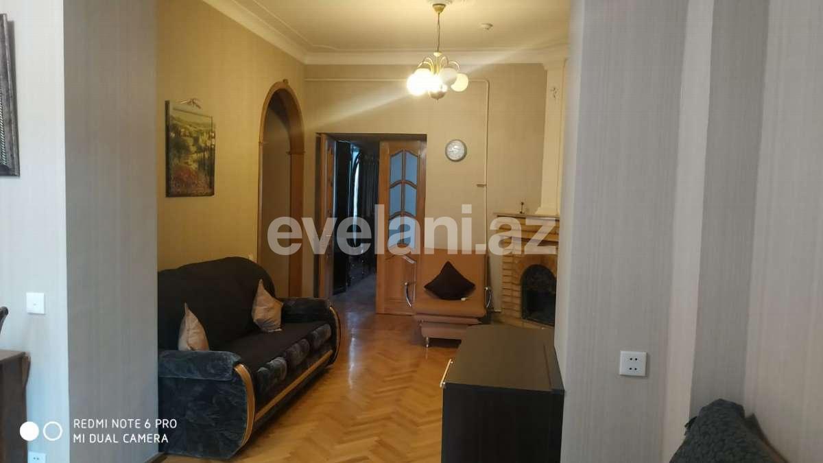 Rent, old building, 2 room, 60 m², Sabail r.