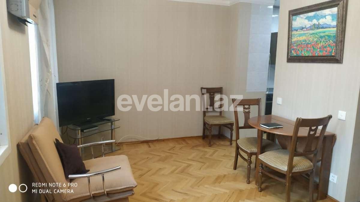 Rent, old building, 2 room, 60 m², Sabail r.