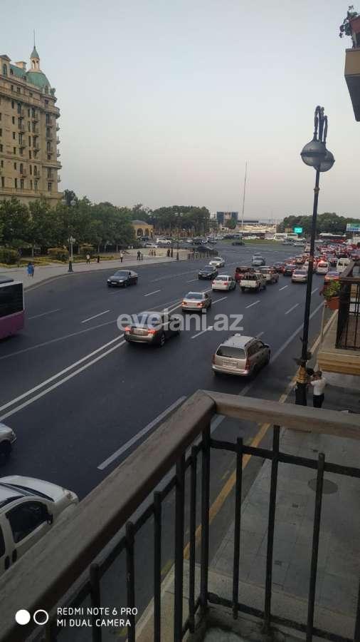 Rent, old building, 2 room, 60 m², Sabail r.