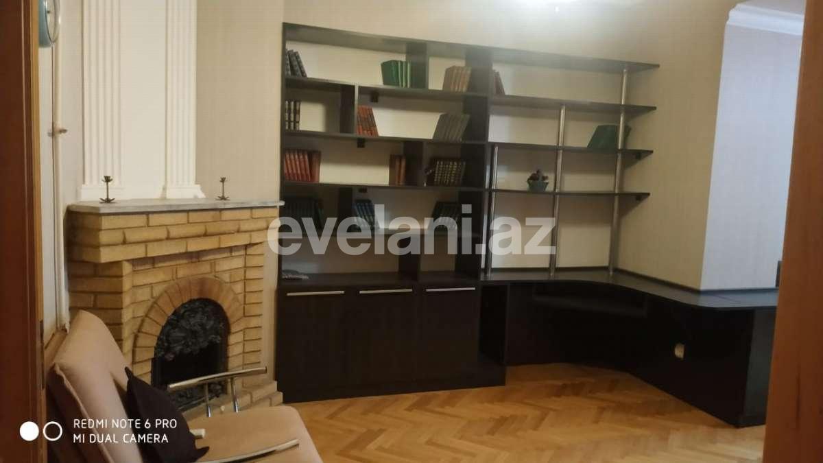 Rent, old building, 2 room, 60 m², Sabail r.