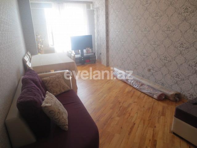 Satılır, yeni tikili, 2 otaqlı, 78 m², İnşaatçılar m.