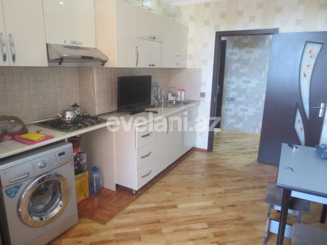 Satılır, yeni tikili, 2 otaqlı, 78 m², İnşaatçılar m.