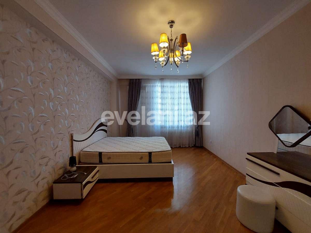 Rent, new building, 4 room, 180 m², 28 may m.
