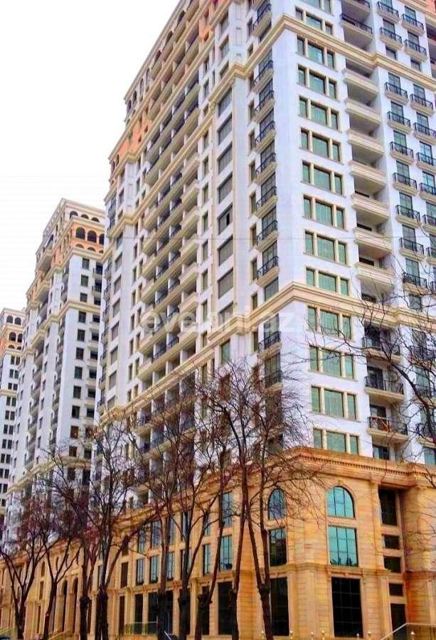 Продаётся, новостройка, 3-комнаты, 130 m², Элмляр Академиясы m.