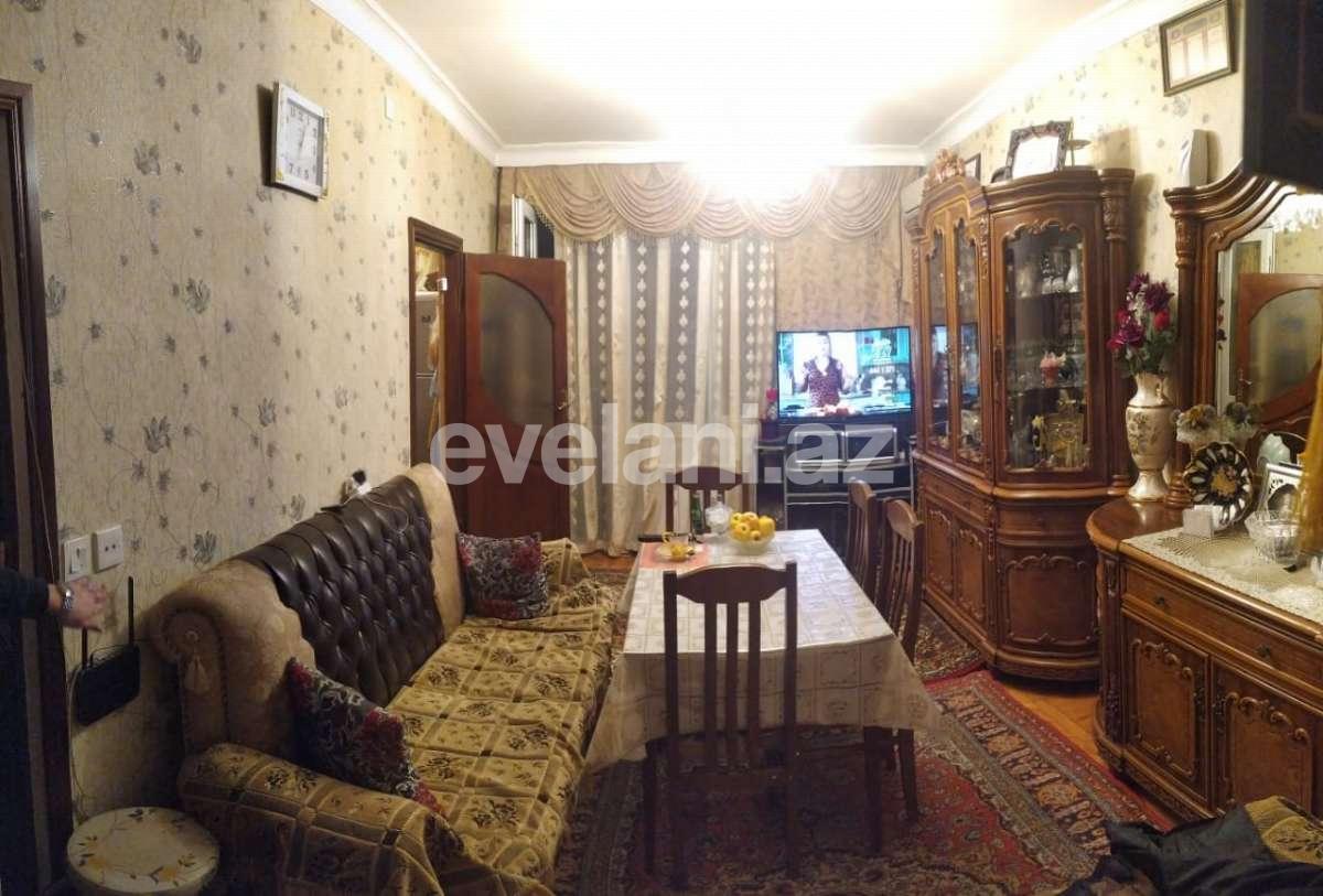 Satılır, köhnə tikili, 3 otaqlı, 80 m², 7-ci mikrorayon q.