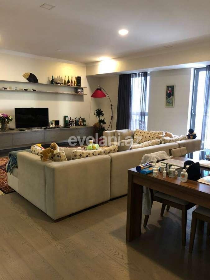Satılır, yeni tikili, 5 otaqlı, 264 m², 28 may m.