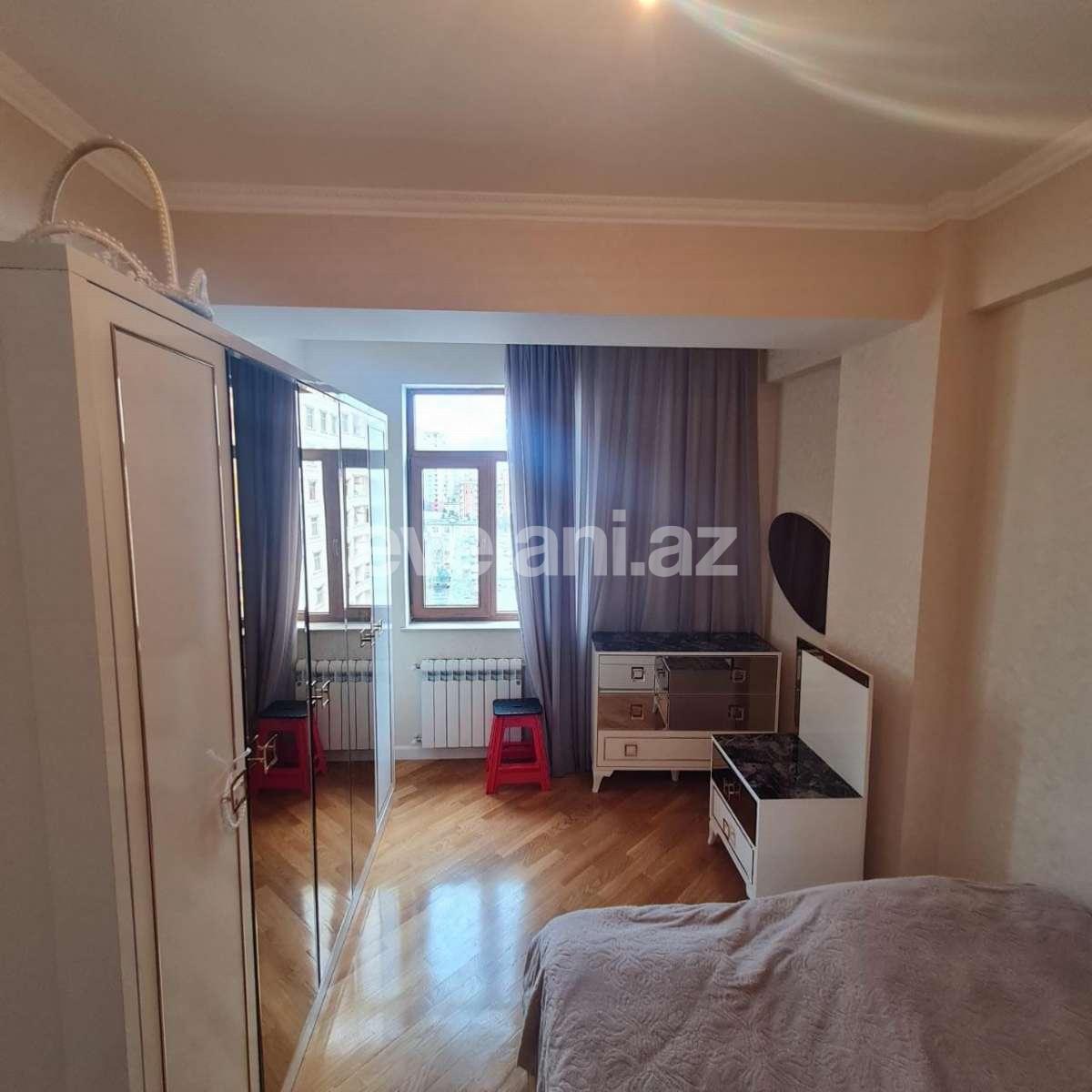 Satılır, yeni tikili, 3 otaqlı, 118 m², Memar Əcəmi m.