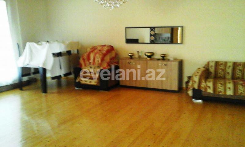 Satılır, həyət evi / bağ, 6 otaqlı, 198 m², Bilgəh q.