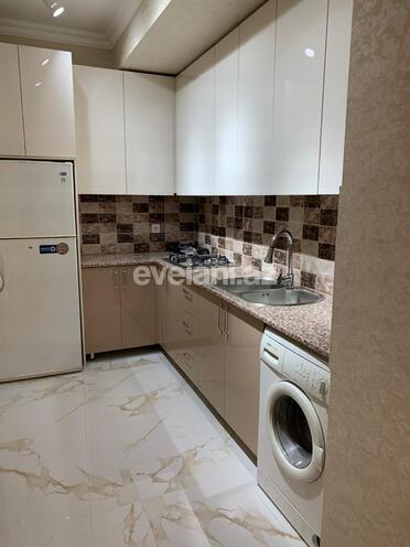 Rent, new building, 3 room, 100 m², 28 may m.