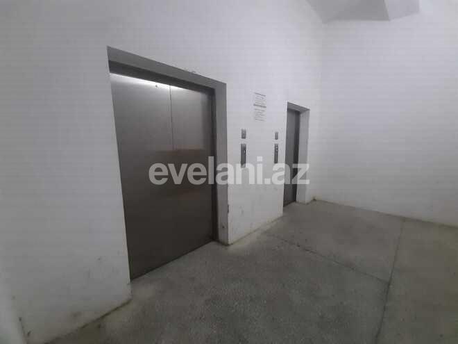 Satılır, yeni tikili, 2 otaqlı, 60 m², 8-ci mikrorayon q.