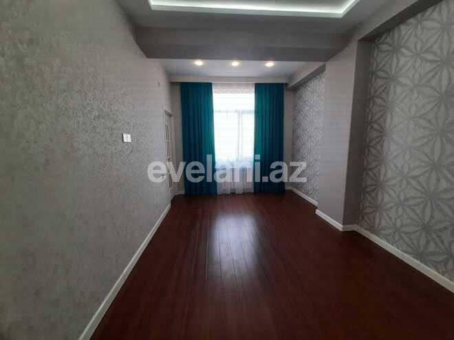 Satılır, yeni tikili, 2 otaqlı, 60 m², 8-ci mikrorayon q.