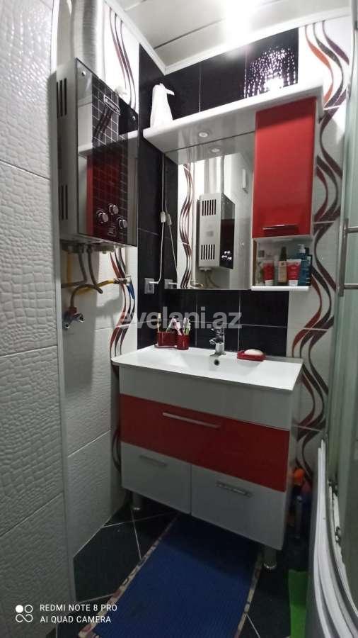 Satılır, köhnə tikili, 4 otaqlı, 110 m², 8 Noyabr m.