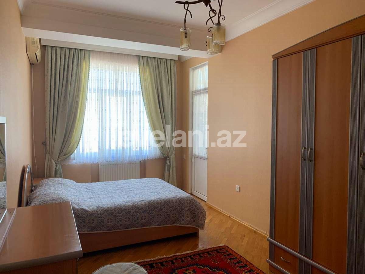 Rent, new building, 4 room, 200 m², Nizami m.