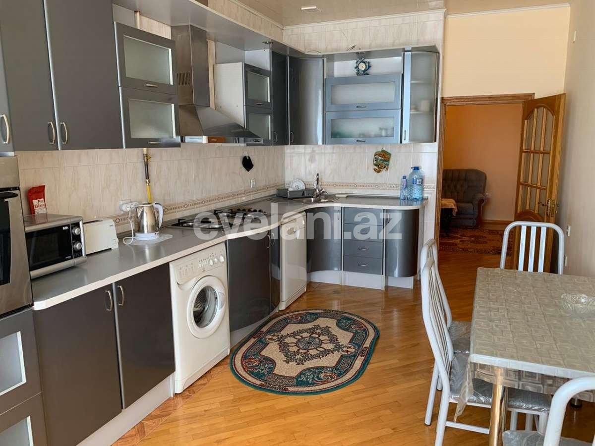 Rent, new building, 4 room, 200 m², Nizami m.