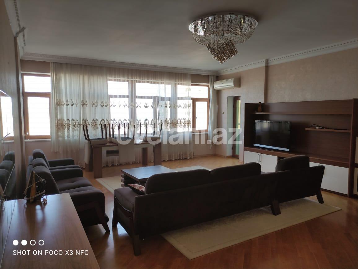 Kirayə verilir, yeni tikili, 4 otaqlı, 200 m², Elmlər Akademiyası m.