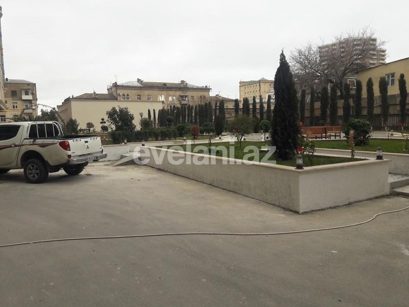 Продаётся, новостройка, 3-комнаты, 159 m², Элмляр Академиясы m.