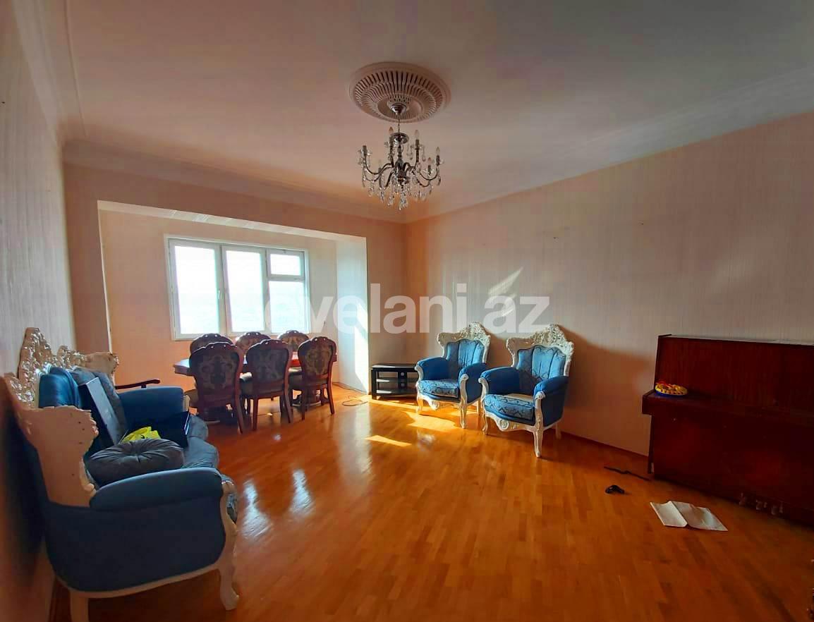 Satılır, köhnə tikili, 3 otaqlı, 90 m², Memar Əcəmi m.