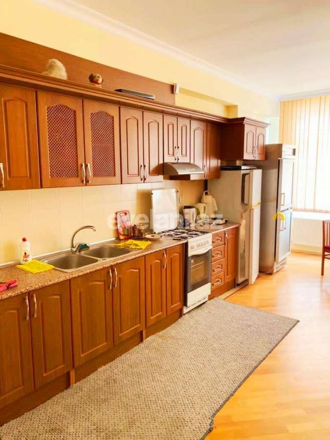 Продаётся, новостройка, 3-комнаты, 128 m², Элмляр Академиясы m.