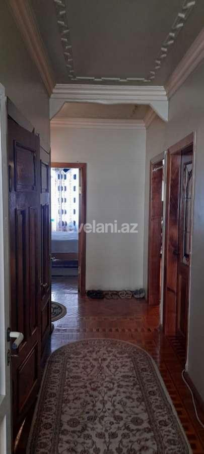 Sale, old building, 4 room, 100 m², Azadlig prospekti m.