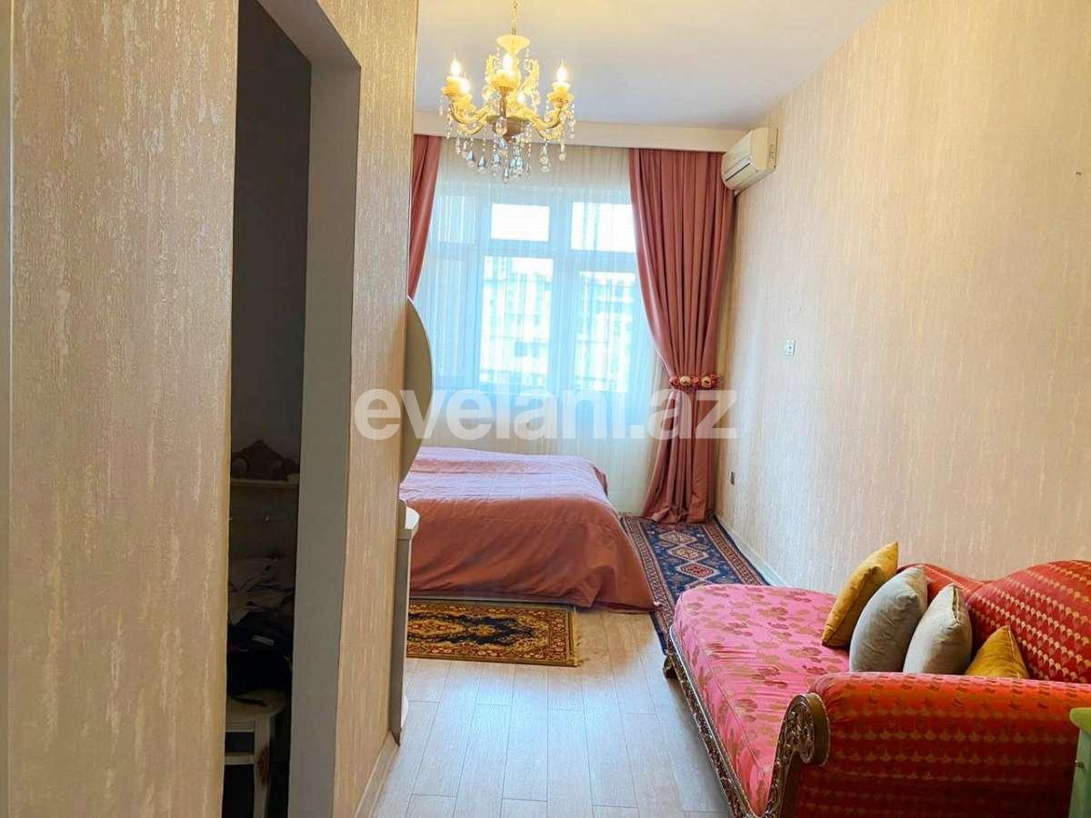 Satılır, yeni tikili, 3 otaqlı, 130 m², Nizami m.