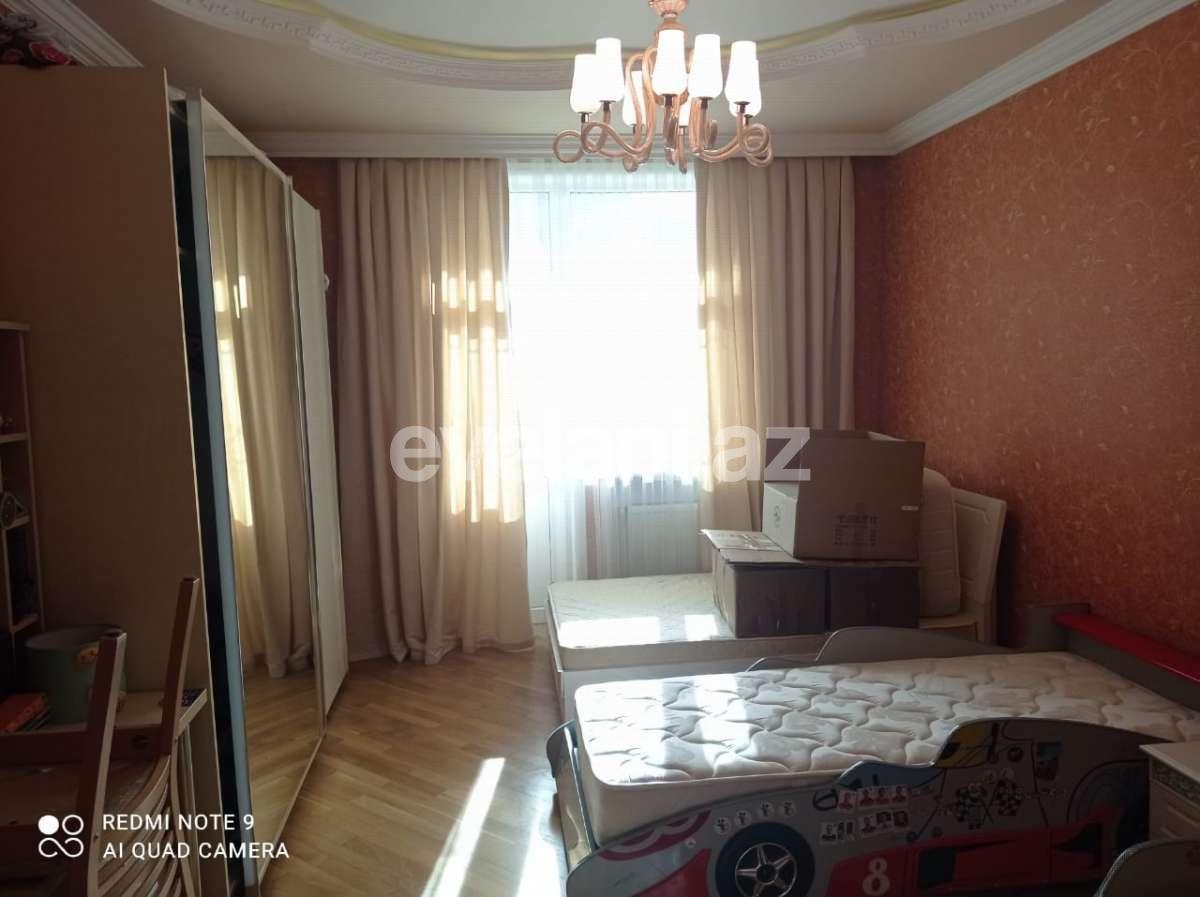Satılır, yeni tikili, 3 otaqlı, 130 m², Gənclik m.