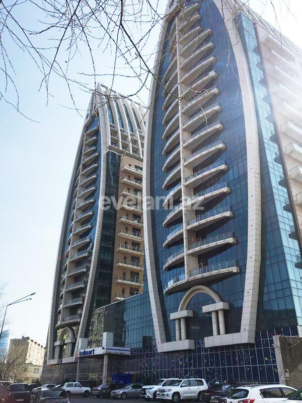 Satılır, yeni tikili, 6 otaqlı, 312 m², Elmlər Akademiyası m.
