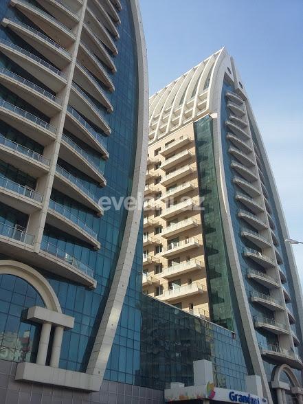 Satılır, yeni tikili, 6 otaqlı, 312 m², Elmlər Akademiyası m.
