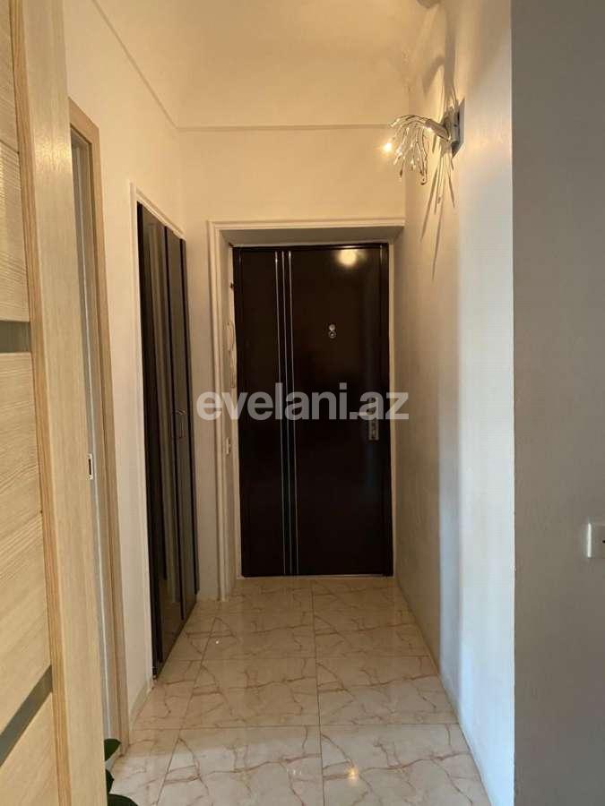 Satılır, köhnə tikili, 3 otaqlı, 65 m², Elmlər Akademiyası m.