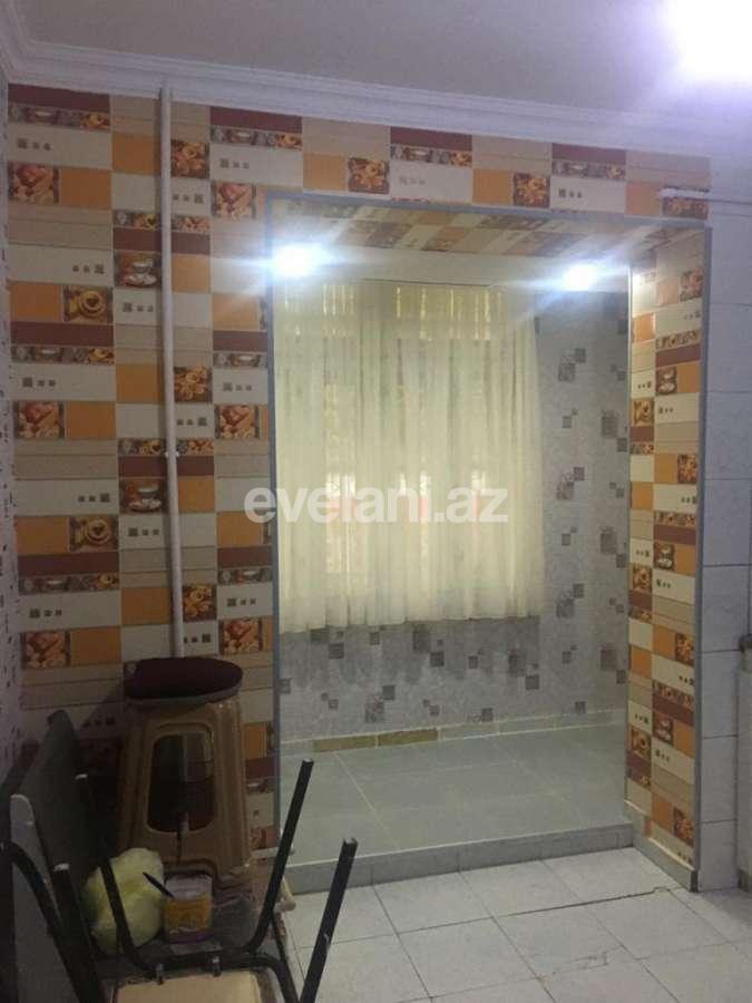 Sale, old building, 3 room, 65 m², Nizami m.