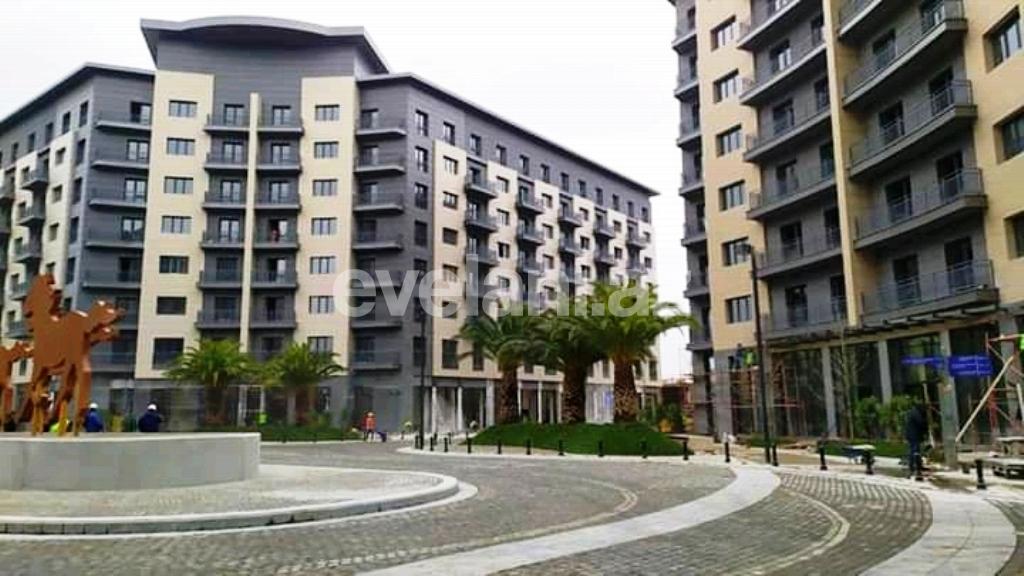 Satılır, yeni tikili, 2 otaqlı, 93 m², Şah İsmayıl Xətai m.