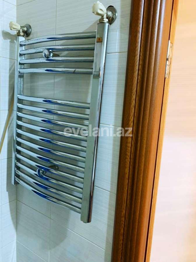 Продаётся, вторичка, 3-комнаты, 75 m², Элмляр Академиясы m.