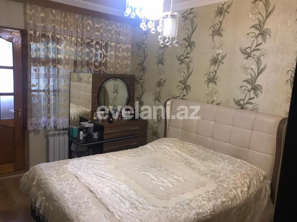 Sale, old building, 2 room, 62 m², Elmlar Akademiyası m.