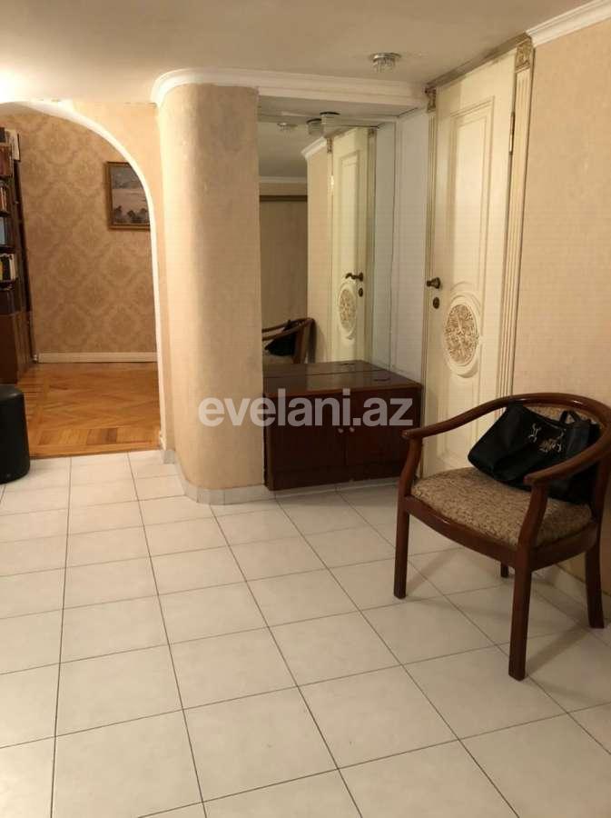 Kirayə verilir, köhnə tikili, 3 otaqlı, 95 m², Sahil m.