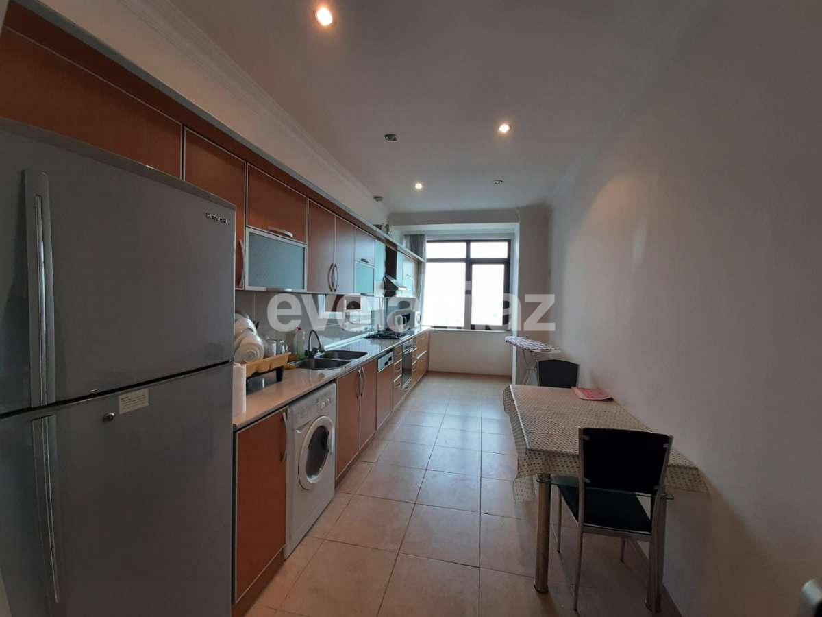 Kirayə verilir, yeni tikili, 3 otaqlı, 150 m², Səbail r.
