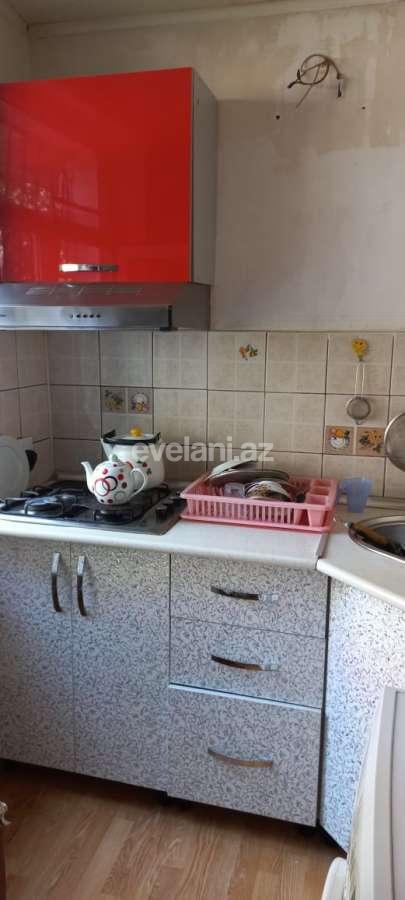 Satılır, köhnə tikili, 2 otaqlı, 45 m², Elmlər Akademiyası m.