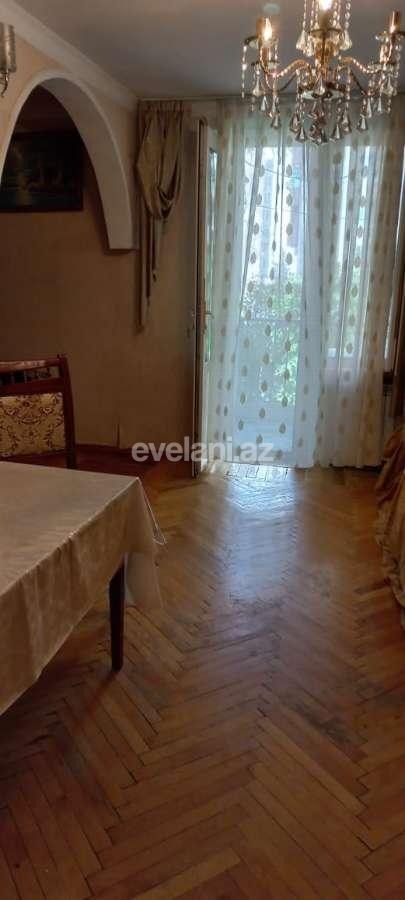 Satılır, köhnə tikili, 2 otaqlı, 45 m², Elmlər Akademiyası m.