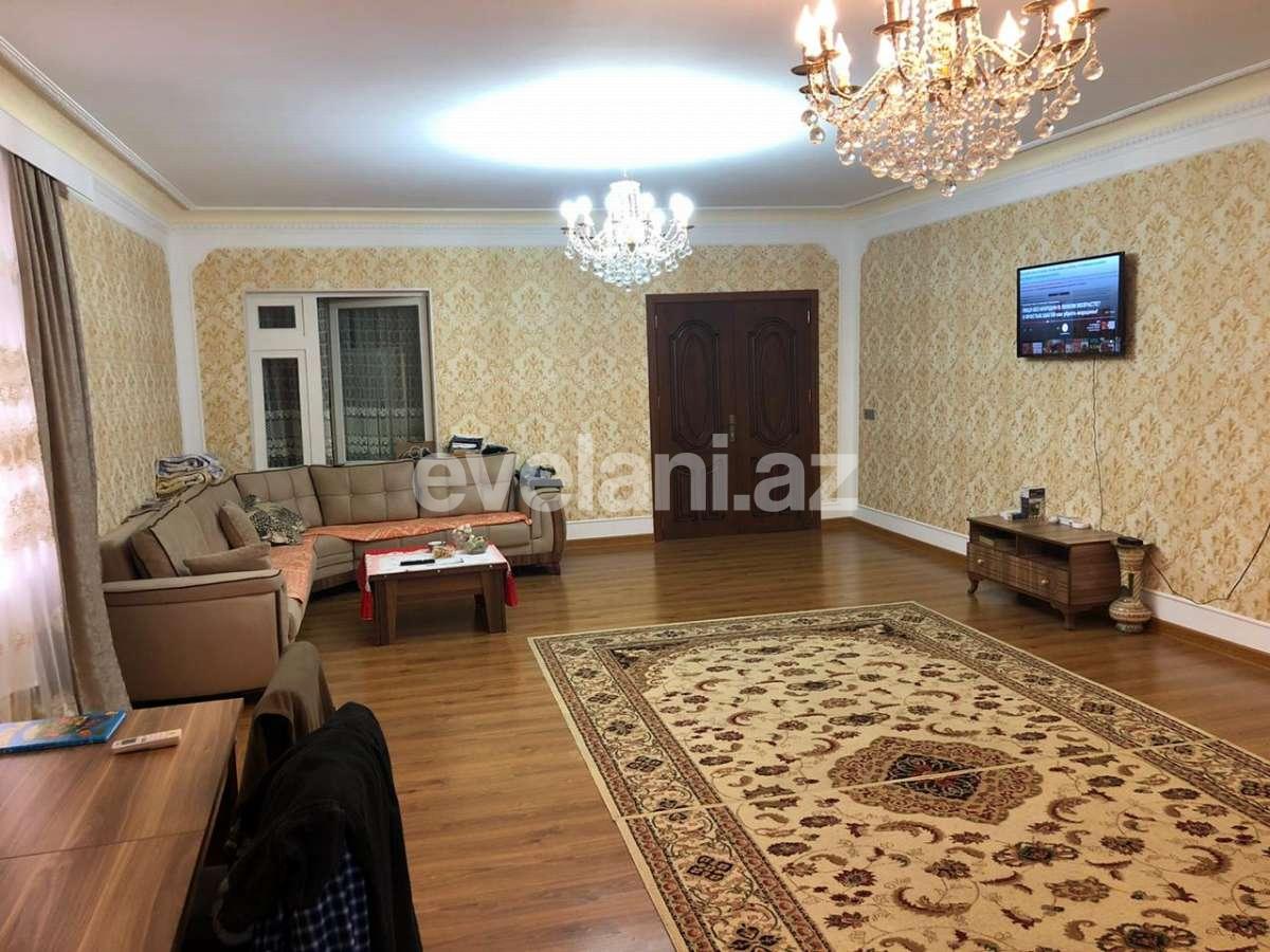 Satılır, köhnə tikili, 3 otaqlı, 130 m², Gənclik m.