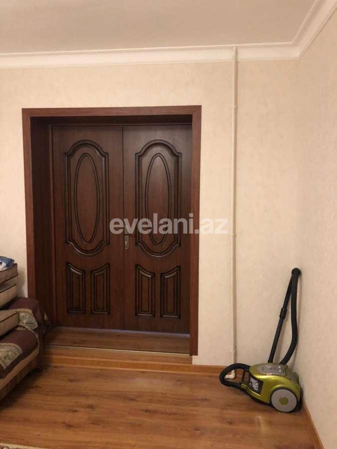 Satılır, köhnə tikili, 3 otaqlı, 130 m², Gənclik m.