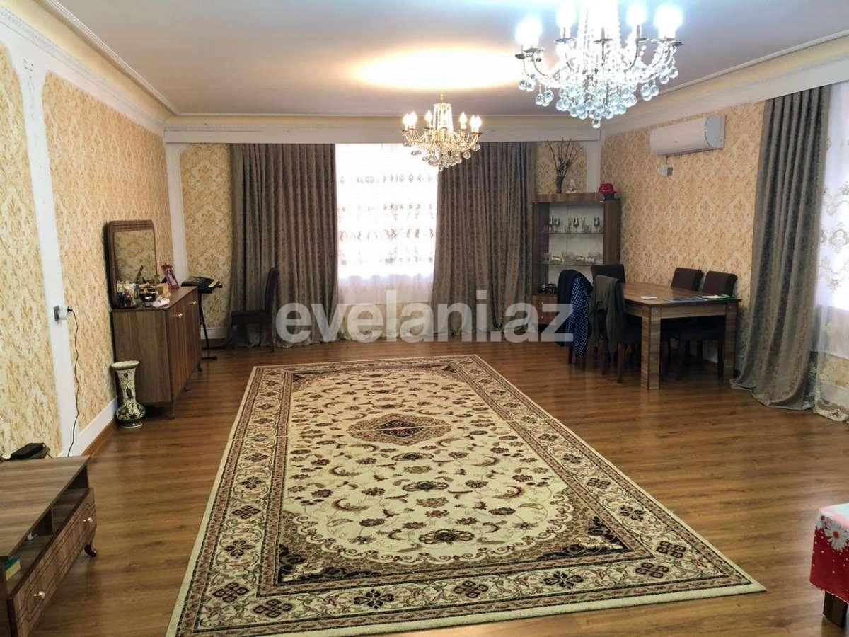 Satılır, köhnə tikili, 3 otaqlı, 130 m², Gənclik m.